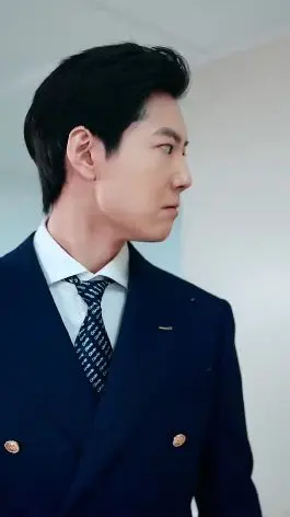 《虐完夫人后叶少他疯了》：霸道总裁的追妻火葬场，爱恨纠缠的极致虐恋！